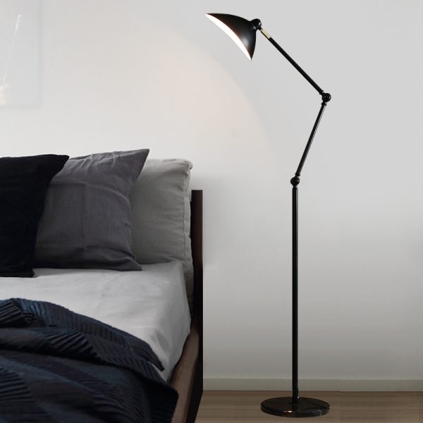Nice Black Metal Floor Lamp